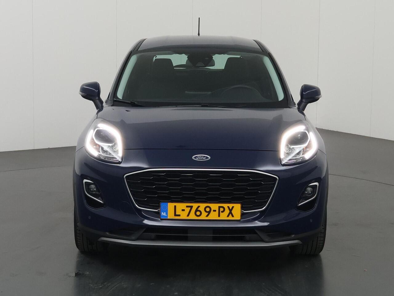 Ford PUMA 1.0 EcoBoost Hybrid Titanium | Trekhaak | Parkeercamera | Naviagtie | Cruise Control |