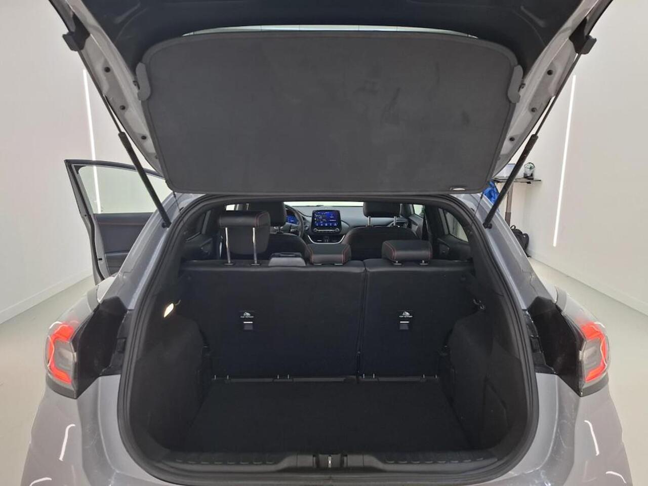 Ford PUMA 125pk Eco Hybrid ST-Line X Panoramadak Trekhaak Leer B&O Navi Climat Cruise Dealeronderhouden