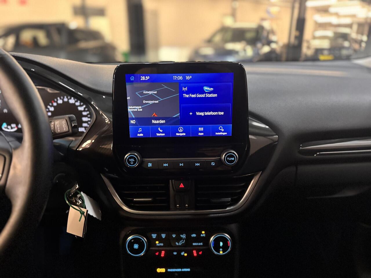 Ford PUMA 125pk Eco Hybrid Titanium Climat Cruise Winter pack 20.000km NL-Auto Dealeronderhouden