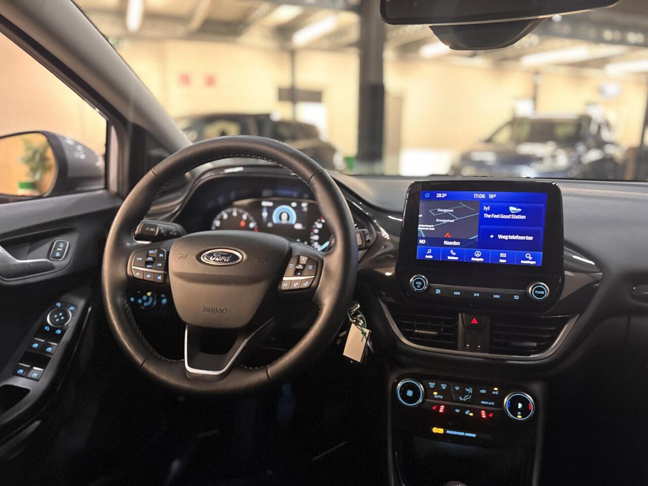 Ford PUMA 125pk Eco Hybrid Titanium Climat Cruise Winter pack 20.000km NL-Auto Dealeronderhouden