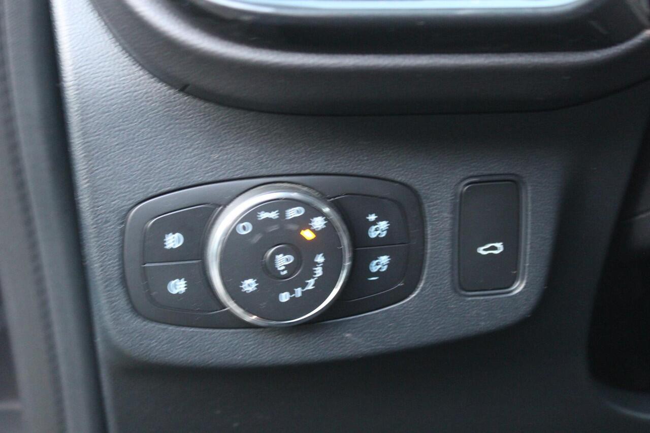 Ford PUMA 1.0 EcoBoost Hybrid Titanium X Adaptieve Cruise, Winter Pack, Keyless, Elek Achterklep, Camera, Navigatie, Carplay, Bliss,