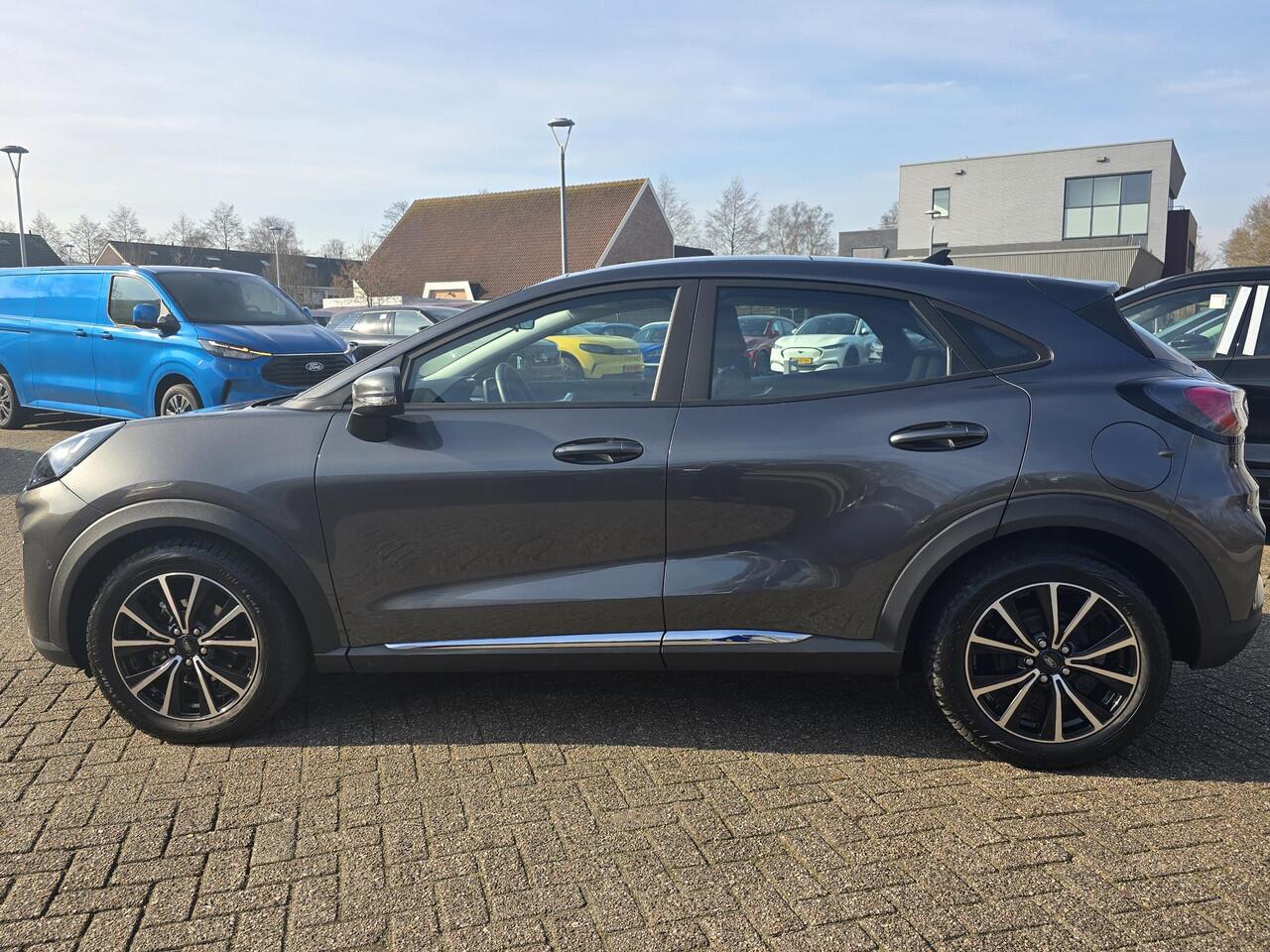 Ford PUMA 1.0 EcoBoost Hybrid Titanium 125pk | Panoramadak | Winter Pack | Achteruitrijcamera