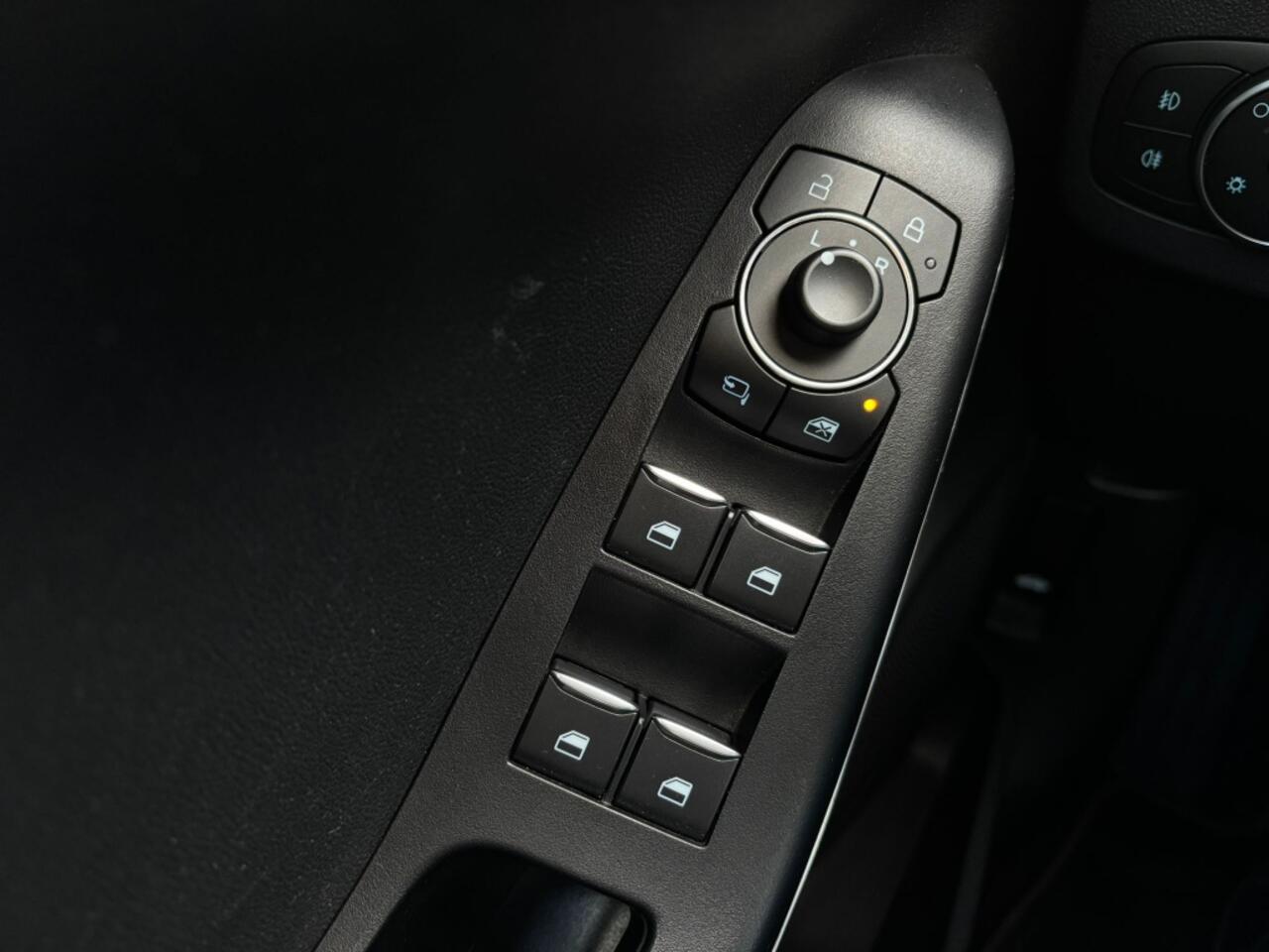 Ford PUMA 1.0 EcoBoost Hybrid ST-Line | Winterpack | Virtual cockpit | Nav