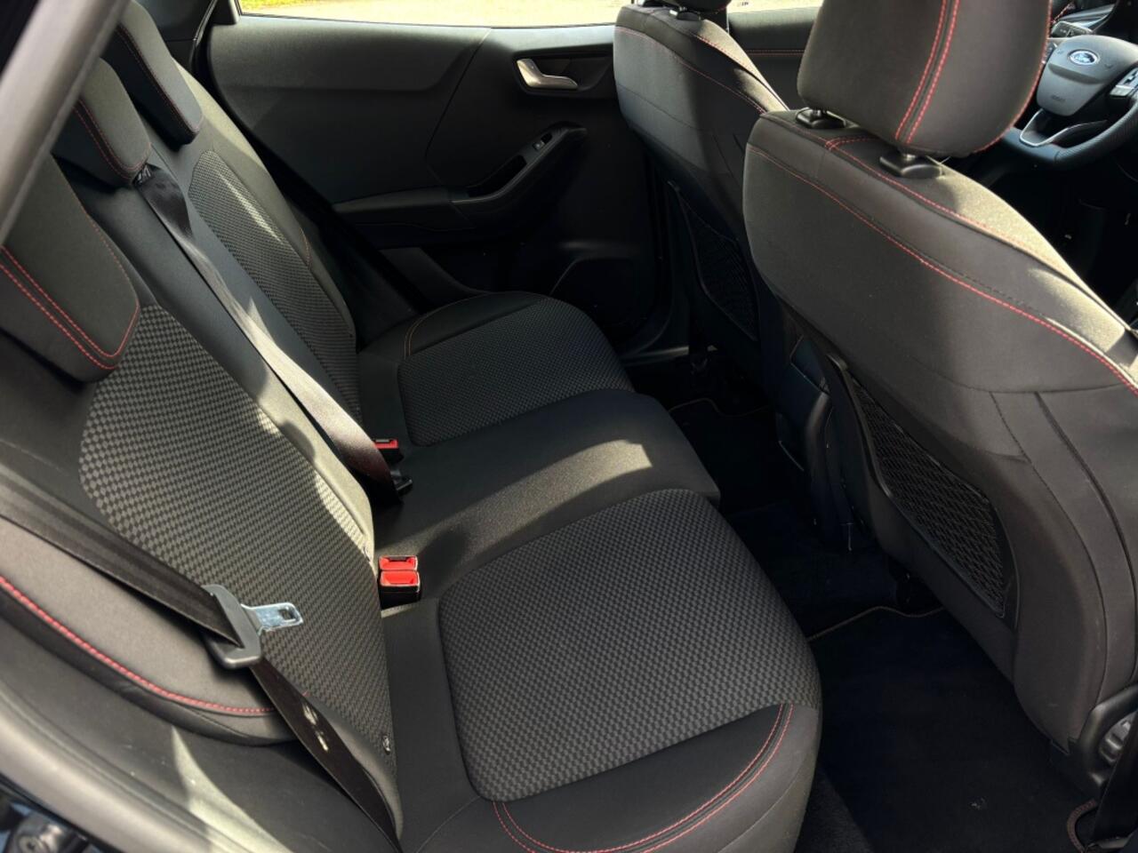 Ford PUMA 1.0 EcoBoost Hybrid ST-Line | Winterpack | Virtual cockpit | Nav