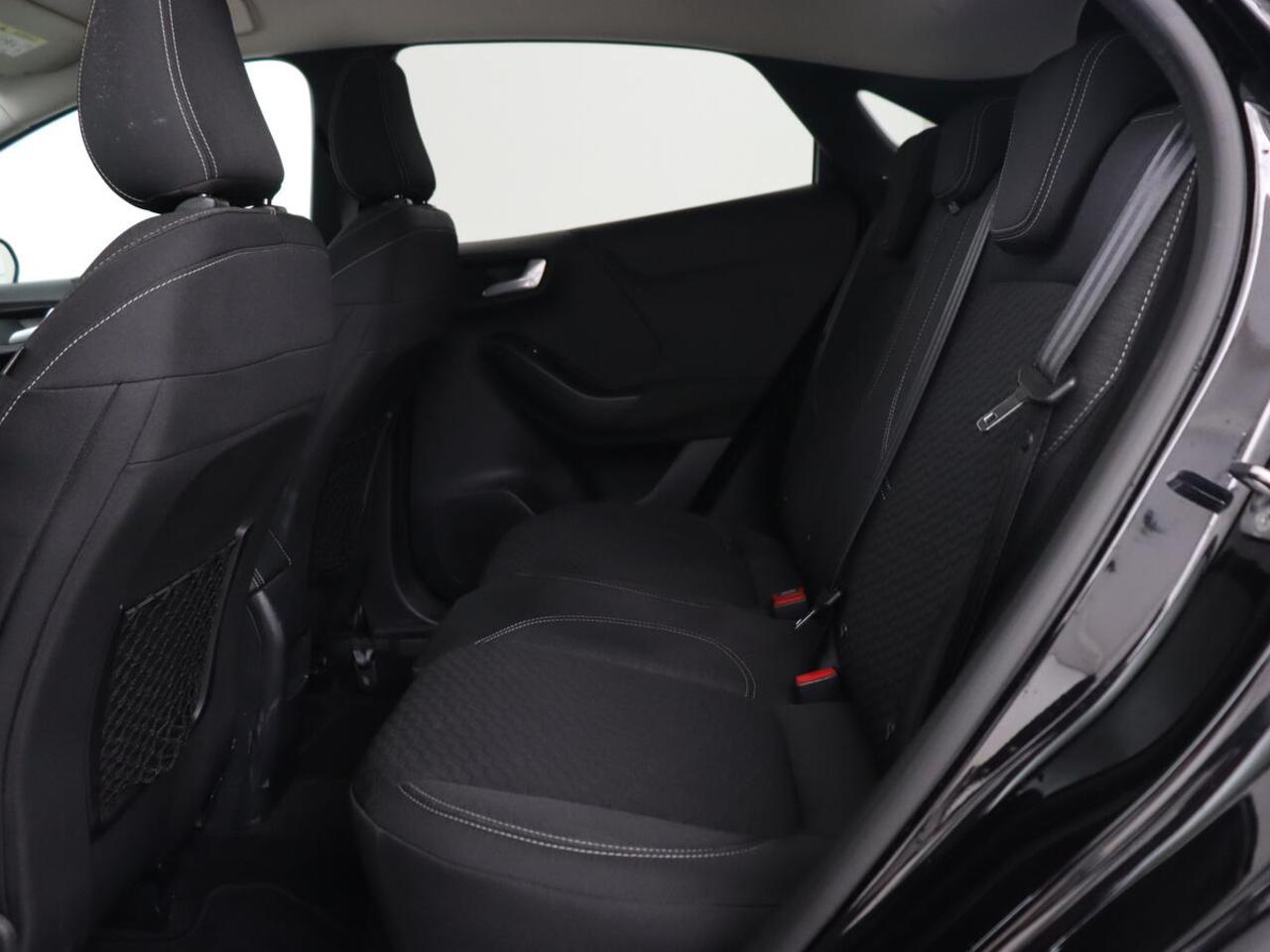 Ford PUMA 1.0 EcoBoost Hybrid Titanium | Carplay | Climate control | Navigatie | Full LED | Cruise control | Parkeerhulp | Getint glas