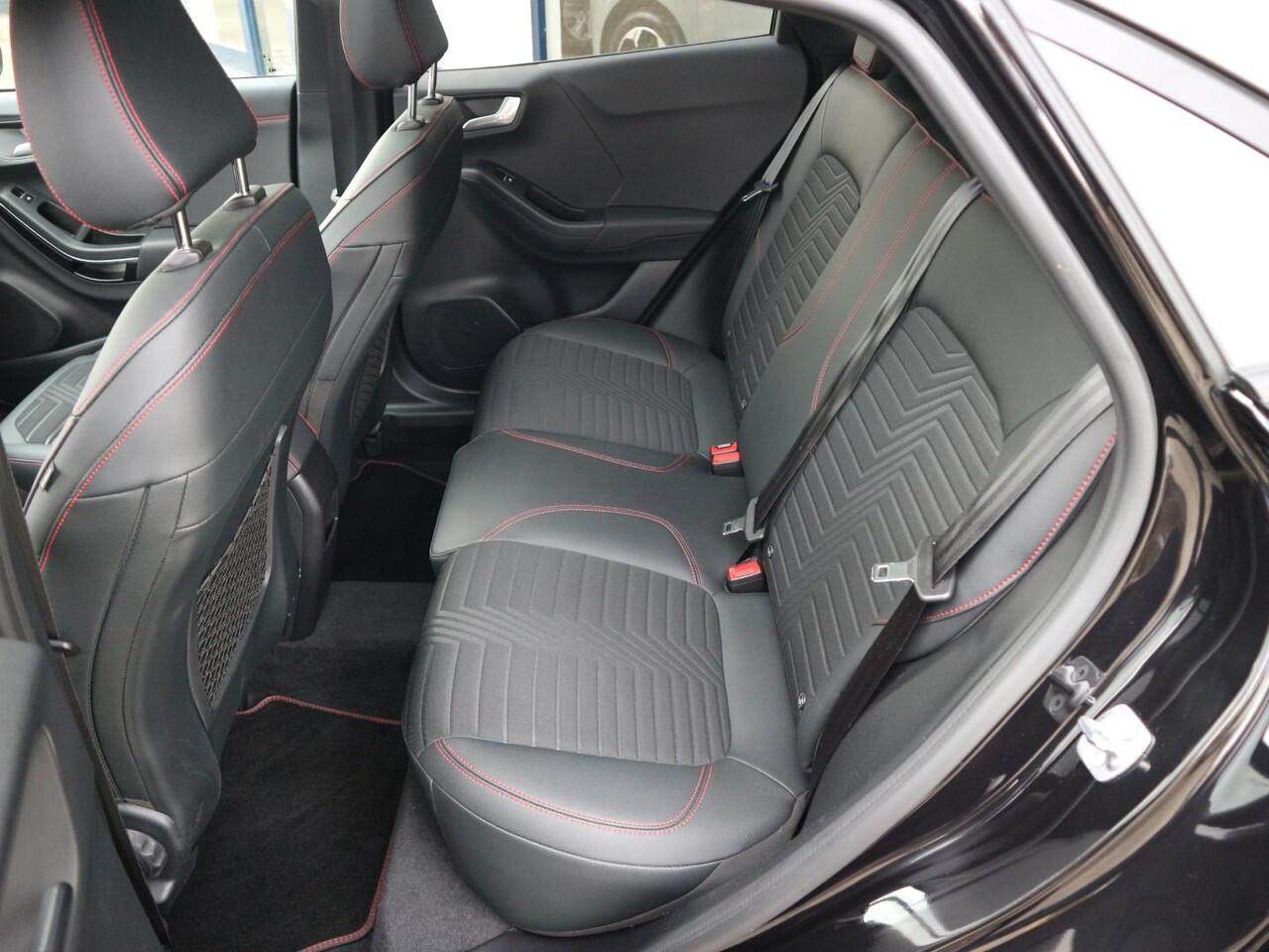 Ford PUMA 1.0 EcoBoost Hybrid ST-Line X * PANO * TREKHAAK * WINTER PAKKET