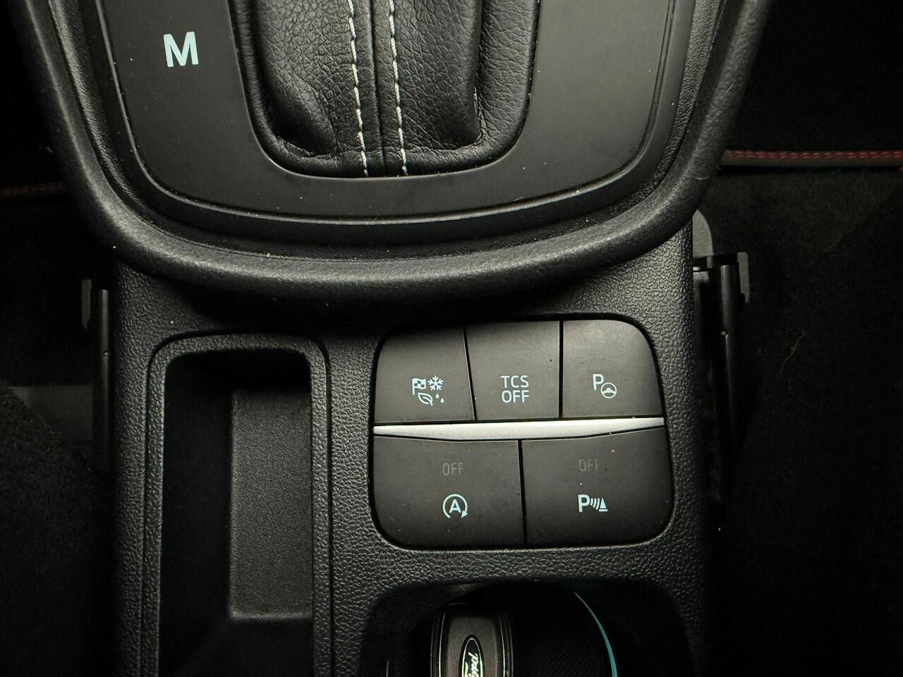 Ford PUMA 1.0 EcoBoost Hybrid ST-Line X 125pk Automaat | Trekhaak | Winterpack | B&O Audio | Achteruitrijcamera