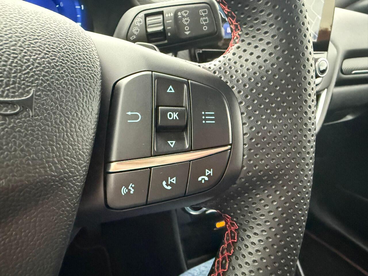 Ford PUMA 1.0 EcoBoost Hybrid ST-Line X 125pk Automaat | Trekhaak | Winterpack | B&O Audio | Achteruitrijcamera