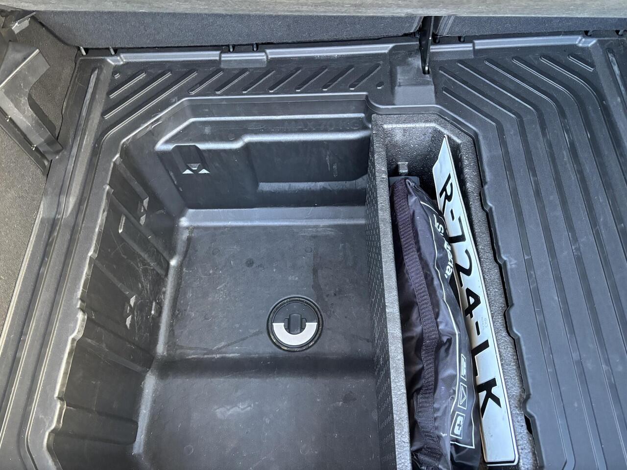 Ford PUMA 1.0 EcoBoost Hybrid ST-Line X | bellen voor bezichtiging | 125pk | Afneembare Trekhaak | Panoramadak | Winterpack | Driver Assistance Pack |