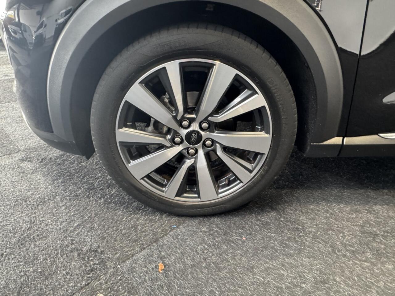 Ford PUMA Full navigation Car play Cruise control Airco