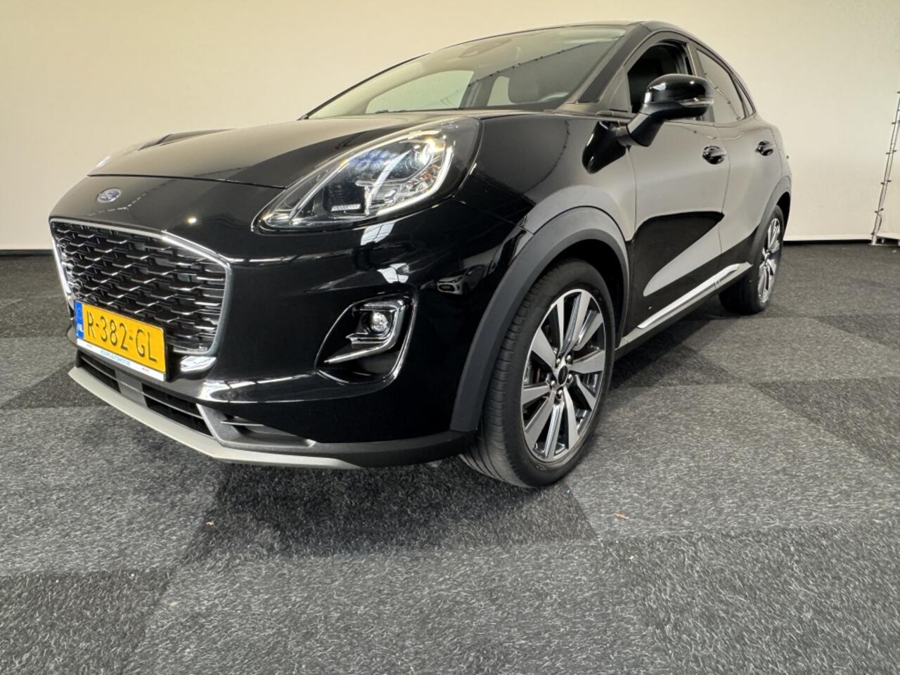 Ford PUMA Full navigation Car play Cruise control Airco