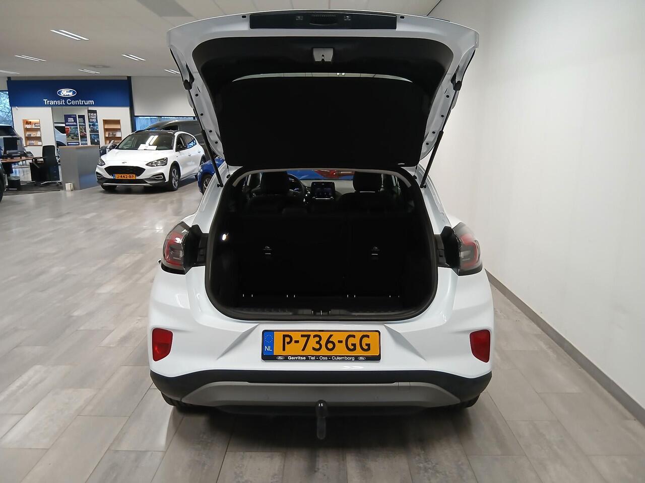 Ford PUMA 1.0 EcoBoost 125PK Hybrid Titanium Winter Pack Trekhaak en gunstige kilometerstand
