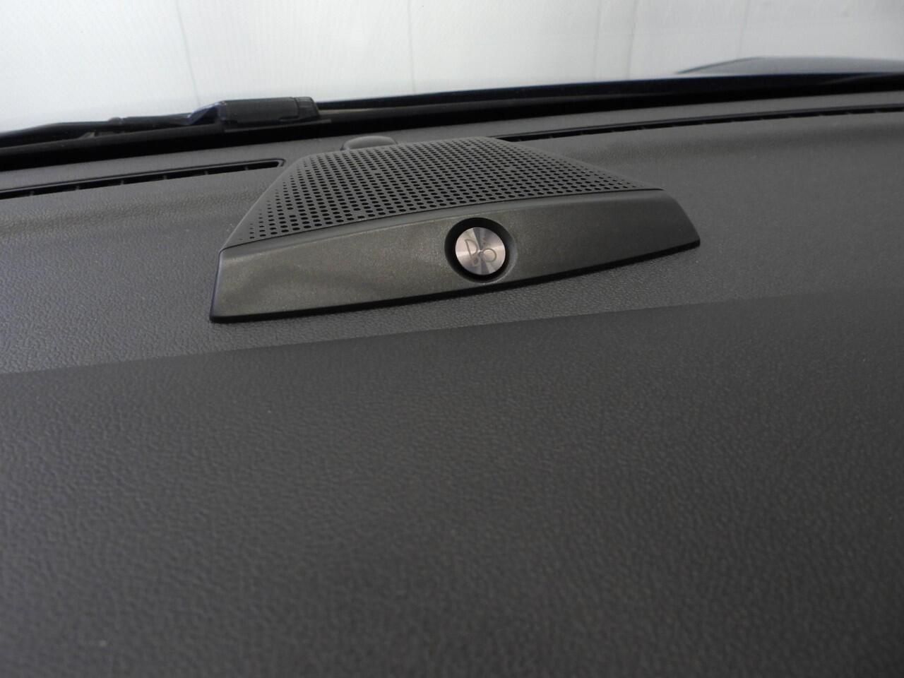 Ford PUMA 1.0 EcoBoost Titanium X NAVI/CAMERA/B&O/LED/WINTERPACK/18"LMV!