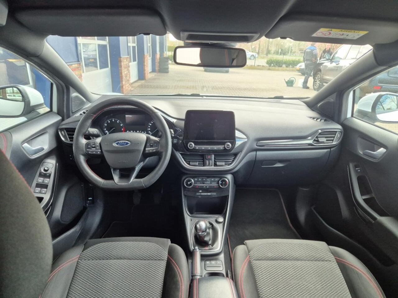 Ford PUMA 1.0 EB HYB. ST-LINE Stuur/stoel verwarming, Carplay, Camera, ALL IN prijs.
