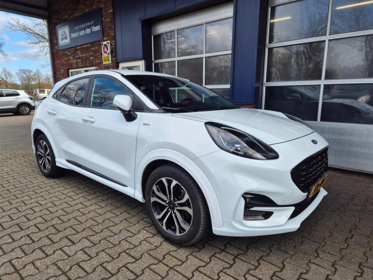 Ford PUMA 1.0 EB HYB. ST-LINE Stuur/stoel verwarming, Carplay, Camera, ALL IN prijs.