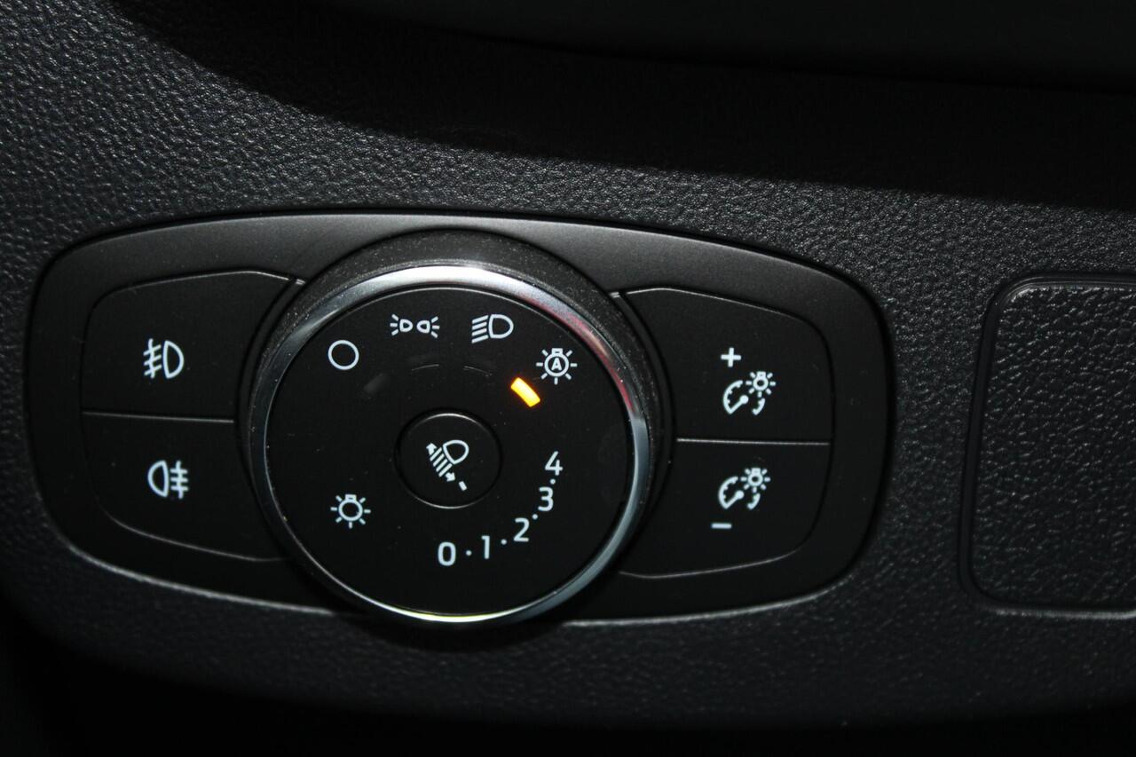 Ford PUMA 1.0 EcoBoost Hybrid ST-Line X | 19 inch | Camera | PDC V+A | Climate Control | Adaptive cruise control | Navigatie | Privacy Glass