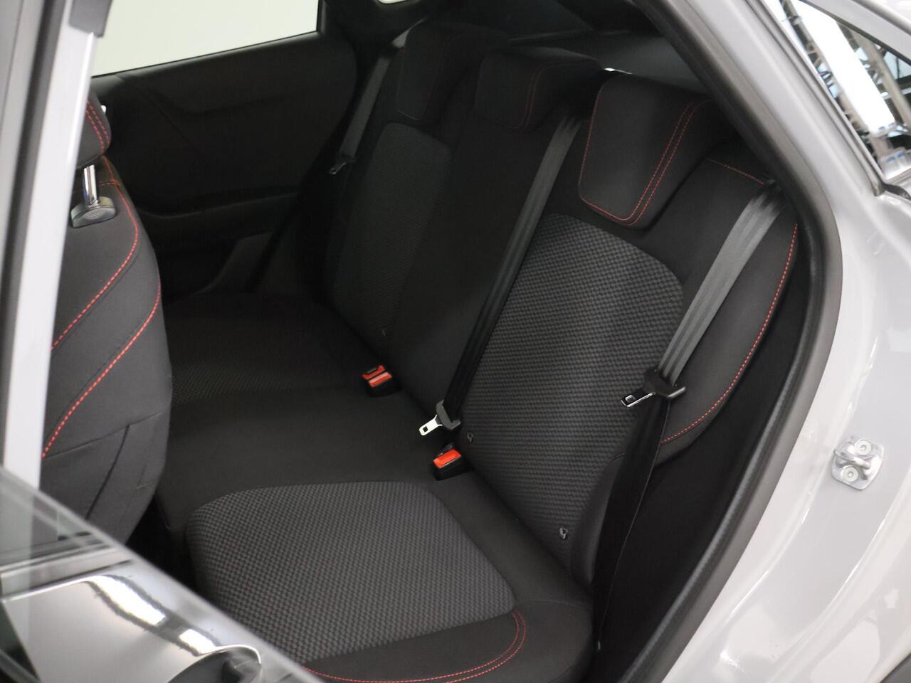 Ford PUMA 1.0 EcoBoost Hybrid ST-Line | Navigatiesysteem | Parkeercamera | Winterpakket | Cruise control Adaptief | Dodehoekdetectie | Full Led |