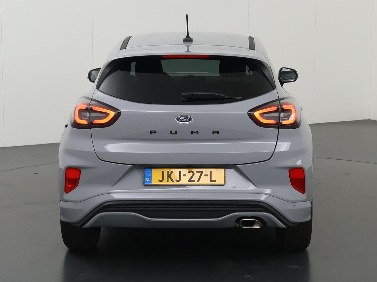 Ford PUMA 1.0 EcoBoost Hybrid ST-Line | Navigatiesysteem | Parkeercamera | Winterpakket | Cruise control Adaptief | Dodehoekdetectie | Full Led |