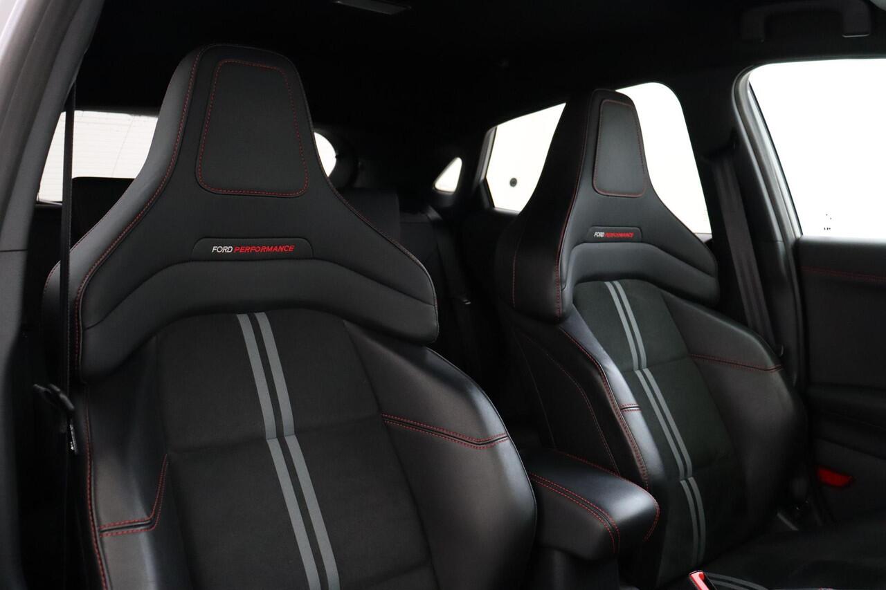 Ford PUMA 1.5 EcoBoost ST-X -BANG&OLUFSEN|19"|KEYLESS|PRIVACY.GLAS|AUT.INPARKEREN|CRUISE|ADAP.LED|CAMERA