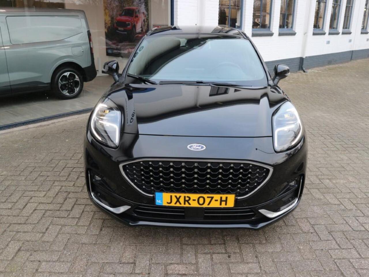 Ford PUMA 1.0 EcoBoost ST-Line X Vignale * ADAP CRUISE * TREKHAAK * CAMERA * LEER *
