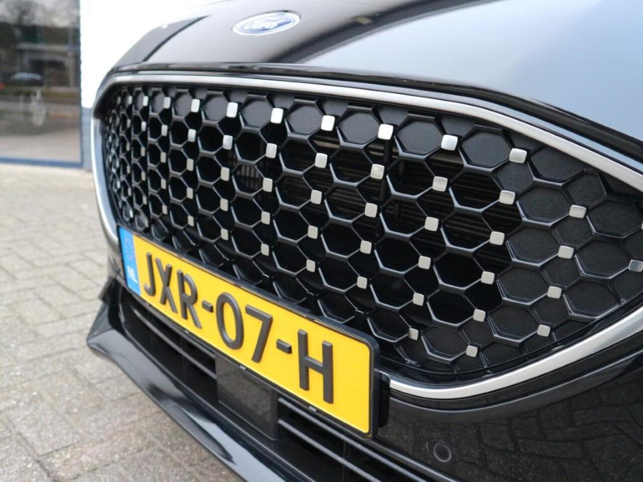 Ford PUMA 1.0 EcoBoost ST-Line X Vignale * ADAP CRUISE * TREKHAAK * CAMERA * LEER *