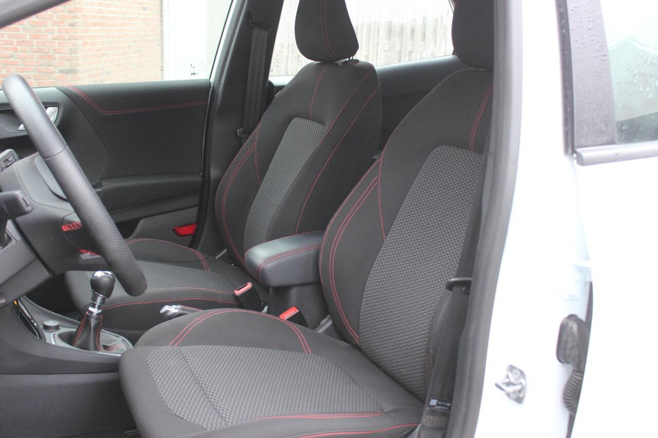 Ford PUMA 1.0 EcoBoost Hybrid ST-Line Winter Pack, Cuise, PDC, Navi, Carplay, 100% Dealer auto