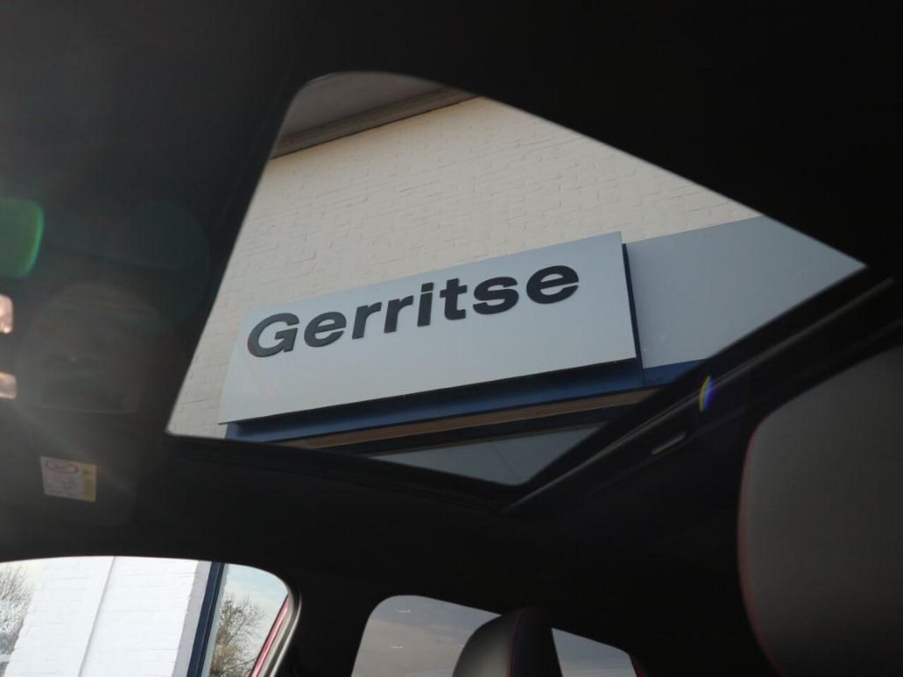 Ford PUMA 1.0 EcoBoost Hybrid ST-Line X * PANO * ADAP CRUISE * CAMERA *