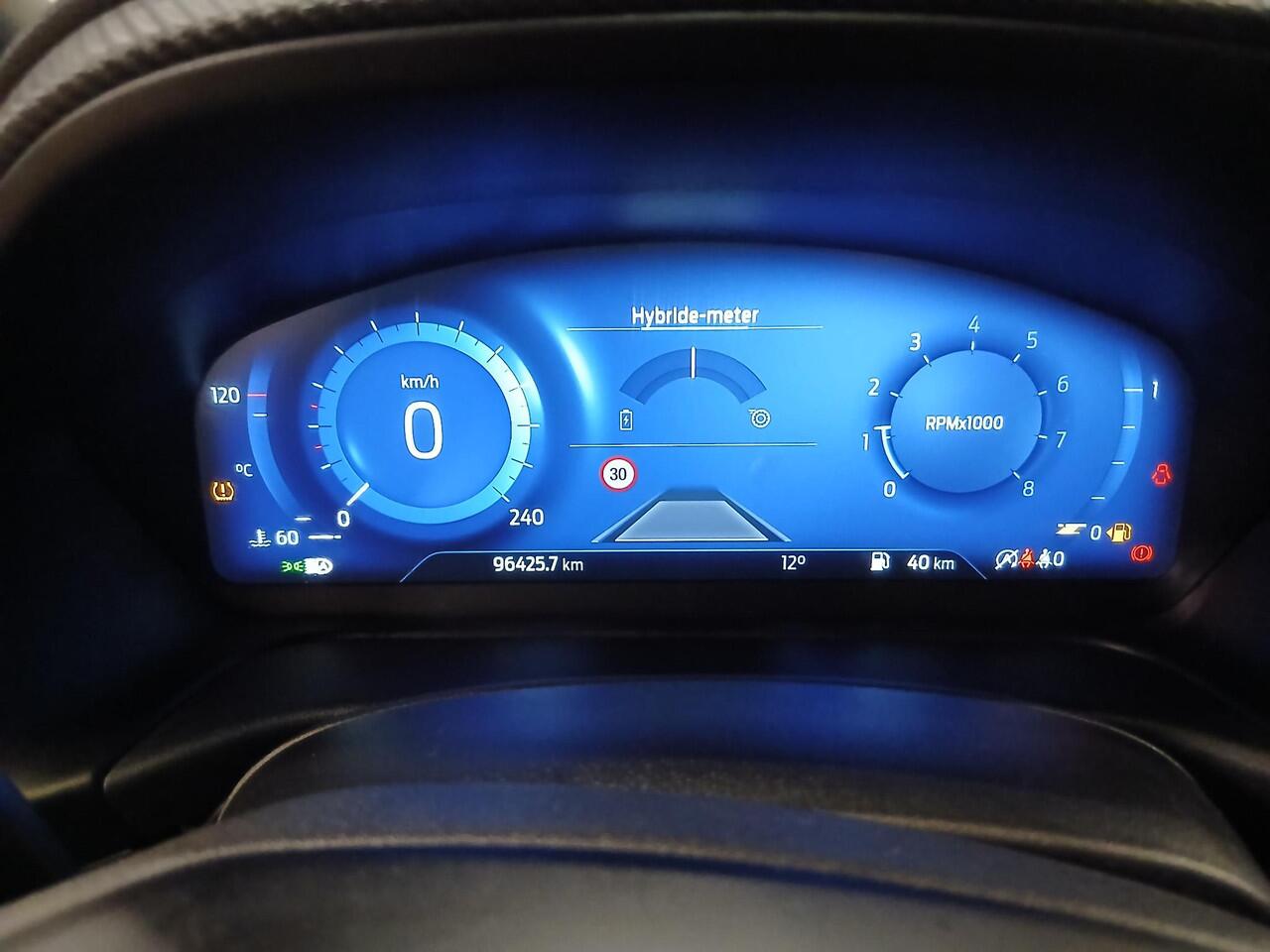Ford PUMA 1.0 EcoBoost 155PK Hybrid ST-Line X | Zwart dak en spiegels | Driver Assistance Pack | Adaptieve Cruise Control | BLIS | Camera | 19" LMV |