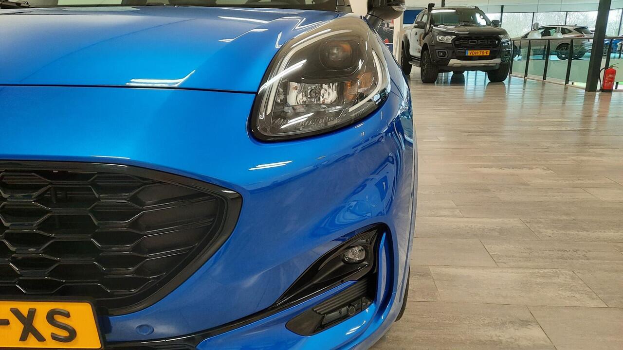 Ford PUMA 1.0 EcoBoost 155PK Hybrid ST-Line X | Zwart dak en spiegels | Driver Assistance Pack | Adaptieve Cruise Control | BLIS | Camera | 19" LMV |