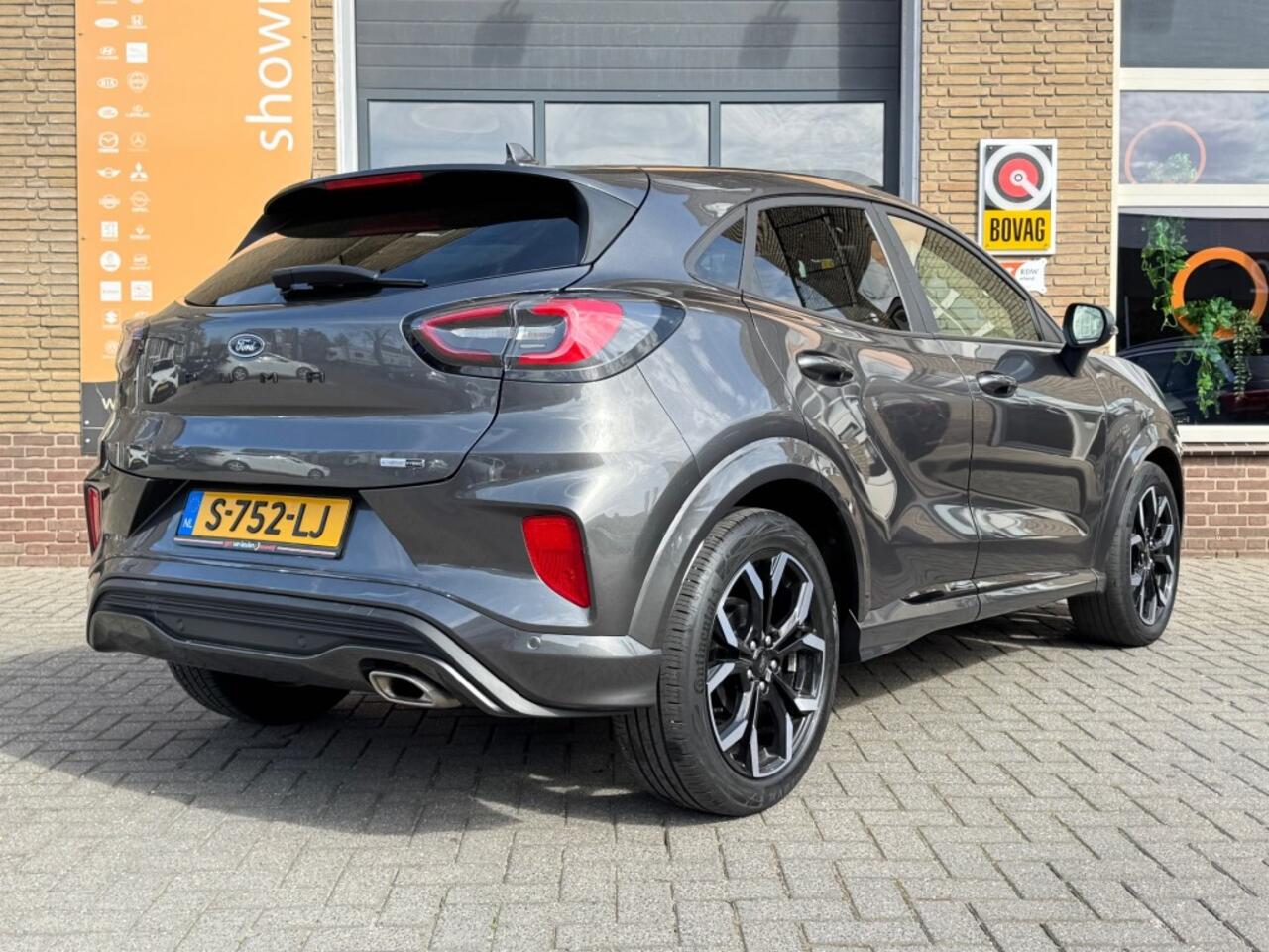 Ford PUMA 1.0 ECOBOOST HYBRID 125PK AUTOMAAT ST-LINE X/BenO/LED/1E EIG./NL-AUTO