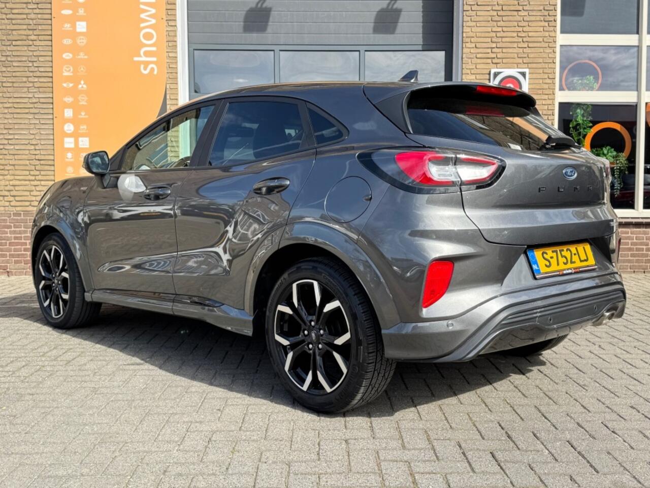 Ford PUMA 1.0 ECOBOOST HYBRID 125PK AUTOMAAT ST-LINE X/BenO/LED/1E EIG./NL-AUTO