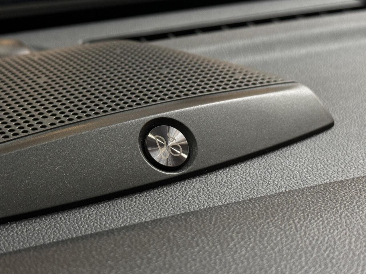 Ford PUMA 1.0 EcoB Hybrid Automaat ST-Line Ad Cruise Camera Winter Parking Dodehoek pack Fabrieksgarantie 25-4-2026