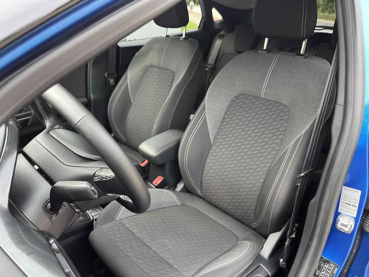 Ford PUMA 1.0 EcoBoost Hybrid Titanium 125pk | Winterpack | SYNC 3 Navigatie | Parkeersensoren achter | Contrasterend Dak |