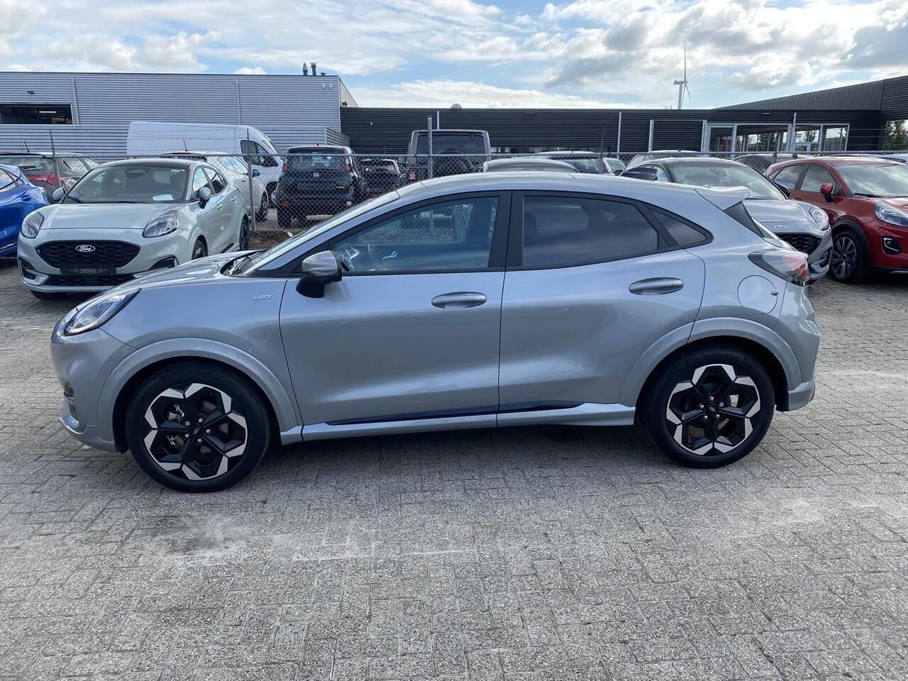 Ford PUMA 1.0 EcoBoost Hybrid ST-Line X 155pk Automaat | Panoramadak | Afneembare trekhaak | Winter Pack | Adaptive cruise control | 360 graden camera | Bang&Olufsen | Elektrische achterklep | Matrix LED