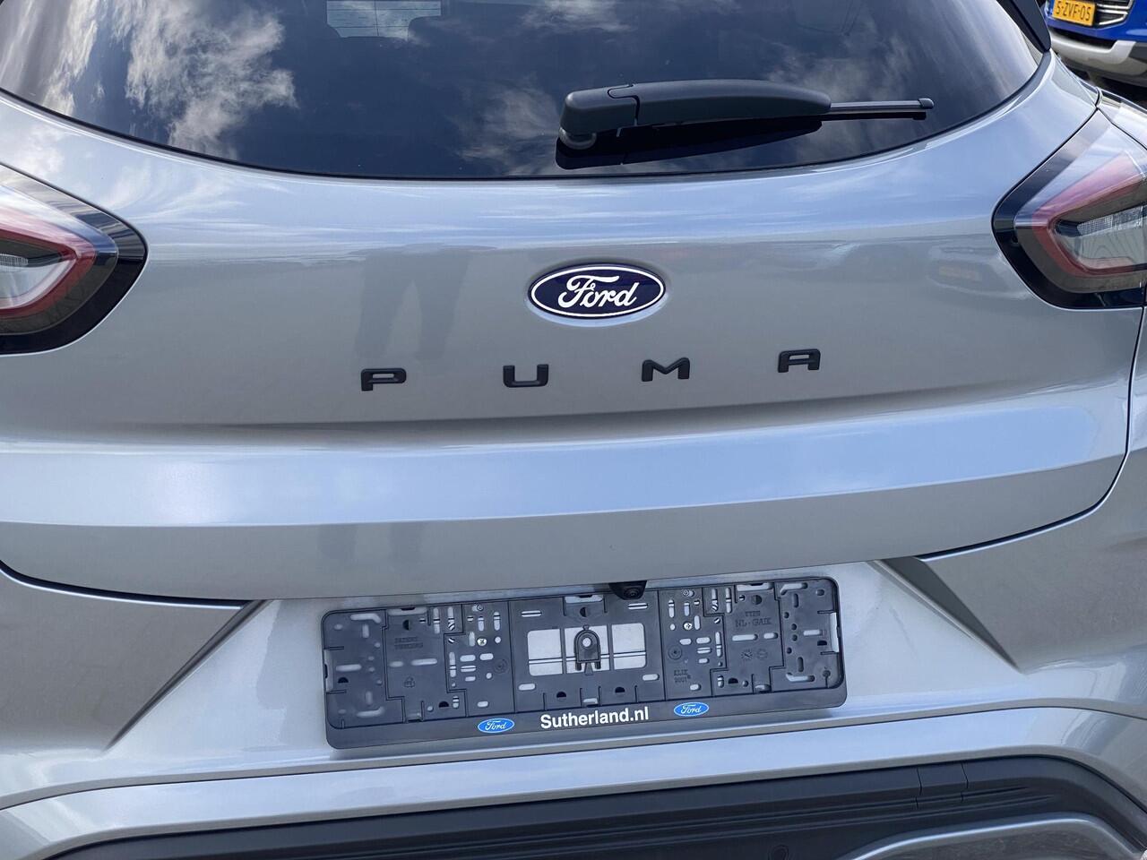Ford PUMA 1.0 EcoBoost Hybrid ST-Line X 155pk Automaat | Panoramadak | Afneembare trekhaak | Winter Pack | Adaptive cruise control | 360 graden camera | Bang&Olufsen | Elektrische achterklep | Matrix LED