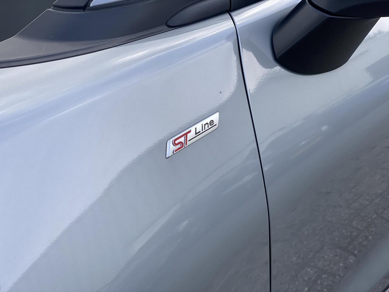 Ford PUMA 1.0 EcoBoost Hybrid ST-Line X 155pk Automaat | Panoramadak | Afneembare trekhaak | Winter Pack | Adaptive cruise control | 360 graden camera | Bang&Olufsen | Elektrische achterklep | Matrix LED