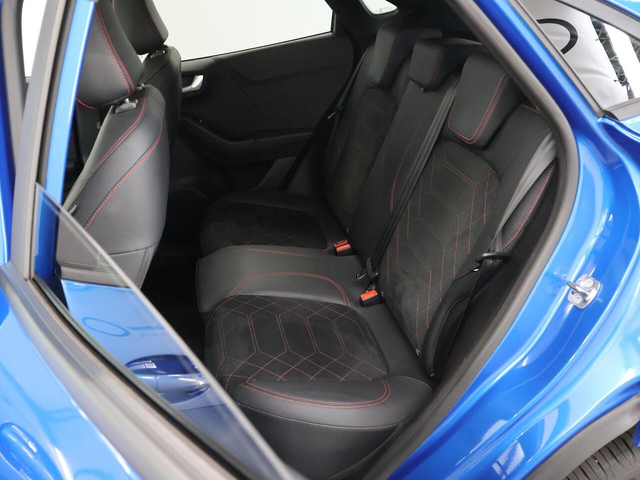 Ford PUMA 1.0 EcoBoost Hybrid ST-Line X | Facelift | Trekhaak | Panoramadak | Winterpakket | Cruise Control Adaptief | B&O | Matrix Led |