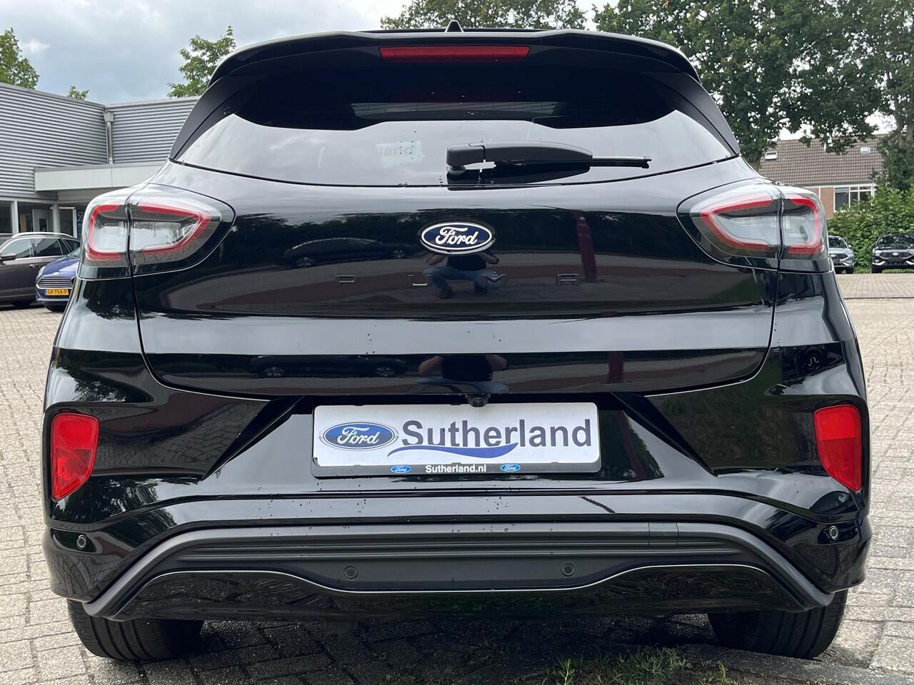 Ford PUMA 1.0 EcoBoost Hybrid ST-Line X 155pk Automaat | Panoramadak | Afneembare trekhaak | Winter Pack | Adaptive cruise control | 360 graden camera | Bang&Olufsen | Elektrsiche achterklep | Matrix LED