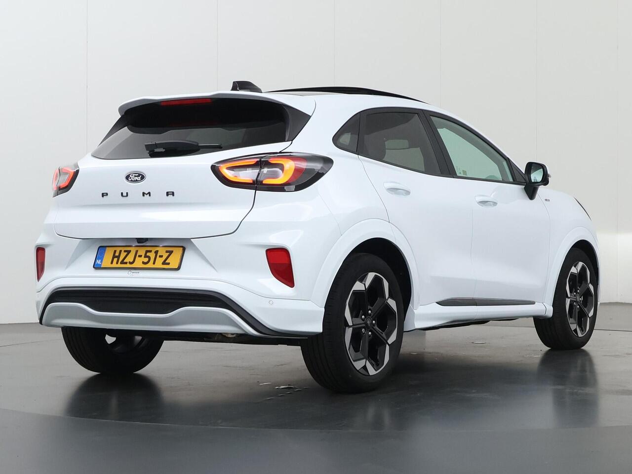 Ford PUMA 1.0 EcoBoost Hybrid ST-Line X | Facelift | Trekhaak | Panoramadak | Winterpakket | Cruise Control Adaptief | B&O | Matrix Led |