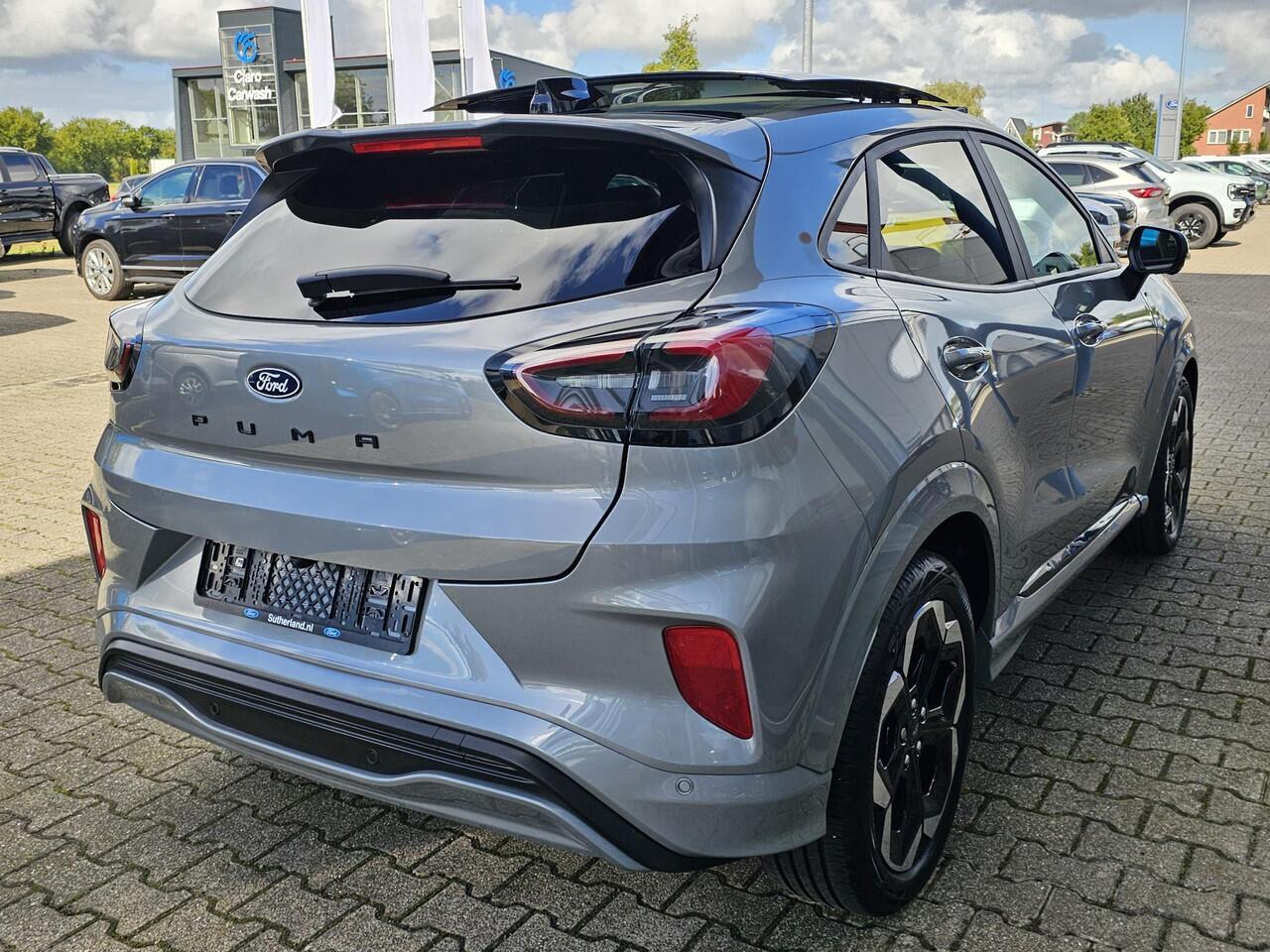 Ford PUMA 1.0 EcoBoost Hybrid ST-Line X 155pk Automaat | Panoramadak | Afneembare trekhaak | Winter Pack | Adaptive cruise control | 360 graden camera | Bang&Olufsen | Elektrsiche achterklep | Matrix LED