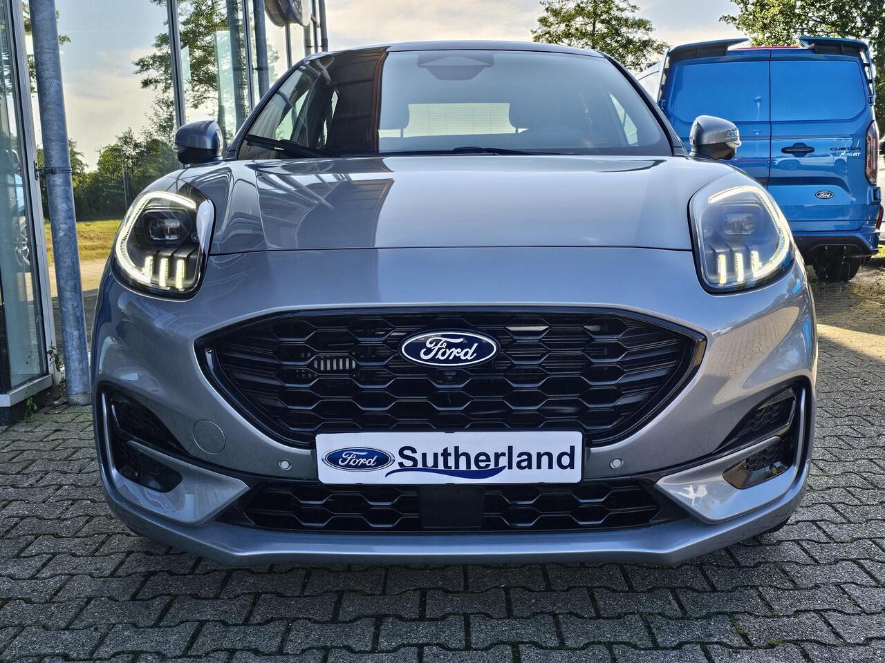 Ford PUMA 1.0 EcoBoost Hybrid ST-Line X 155pk Automaat | Panoramadak | Afneembare trekhaak | Winter Pack | Adaptive cruise control | 360 graden camera | Bang&Olufsen | Elektrsiche achterklep | Matrix LED