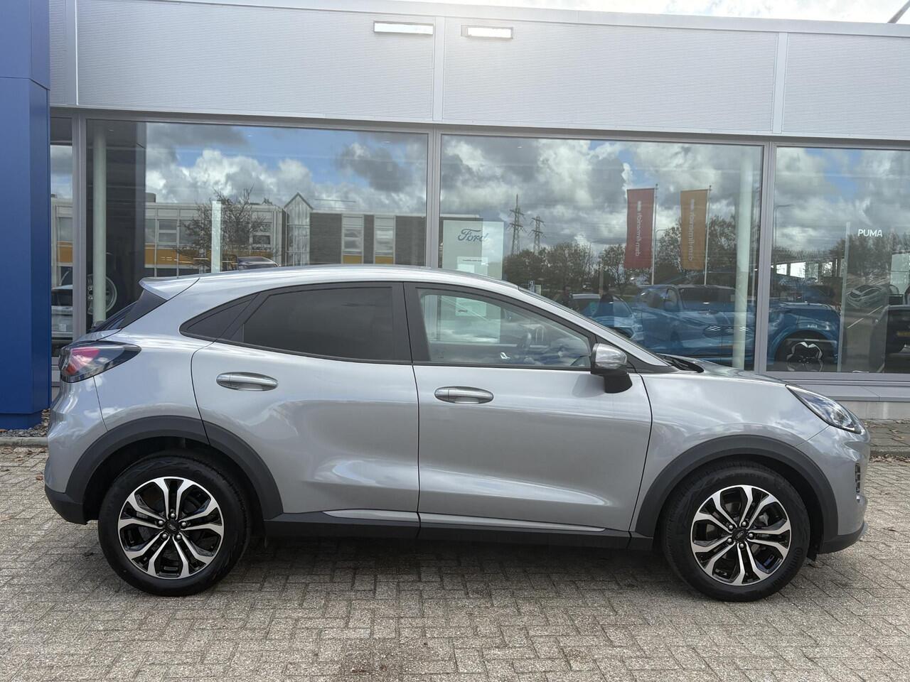 Ford PUMA 1.0 EcoBoost Hybrid Titanium 125pk | Winterpack | Keyless Pack | Elek Achterklep | Sync 4 Navigatie