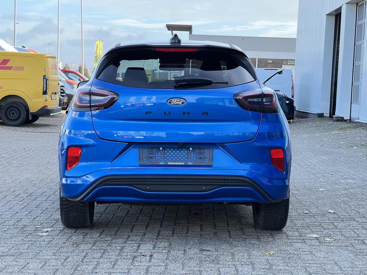 Ford PUMA 1.0 EcoBoost Hybrid ST-Line X 125pk | NIEUWE MODEL! | Driver Assistance Pack | Winterpack | Contrasterend Dak | Reservewiel | All Weatherbanden