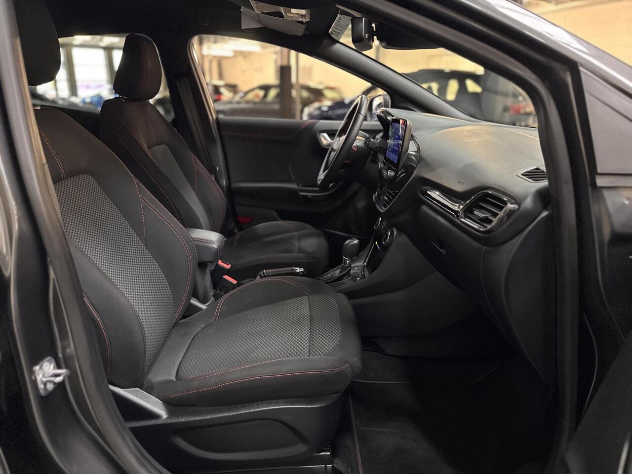 Ford PUMA Eco Hybrid Automaat ST-LINE Navigatie Climat Cruise control Parkeersensoren Fabrieksgarantie 29-3-2026