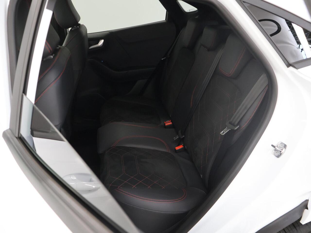 Ford PUMA 1.0 EcoBoost Hybrid ST-Line X | Facelift | Trekhaak | Panoramadak | Winterpakket | Cruise Control Adaptief | B&O | Matrix Led |