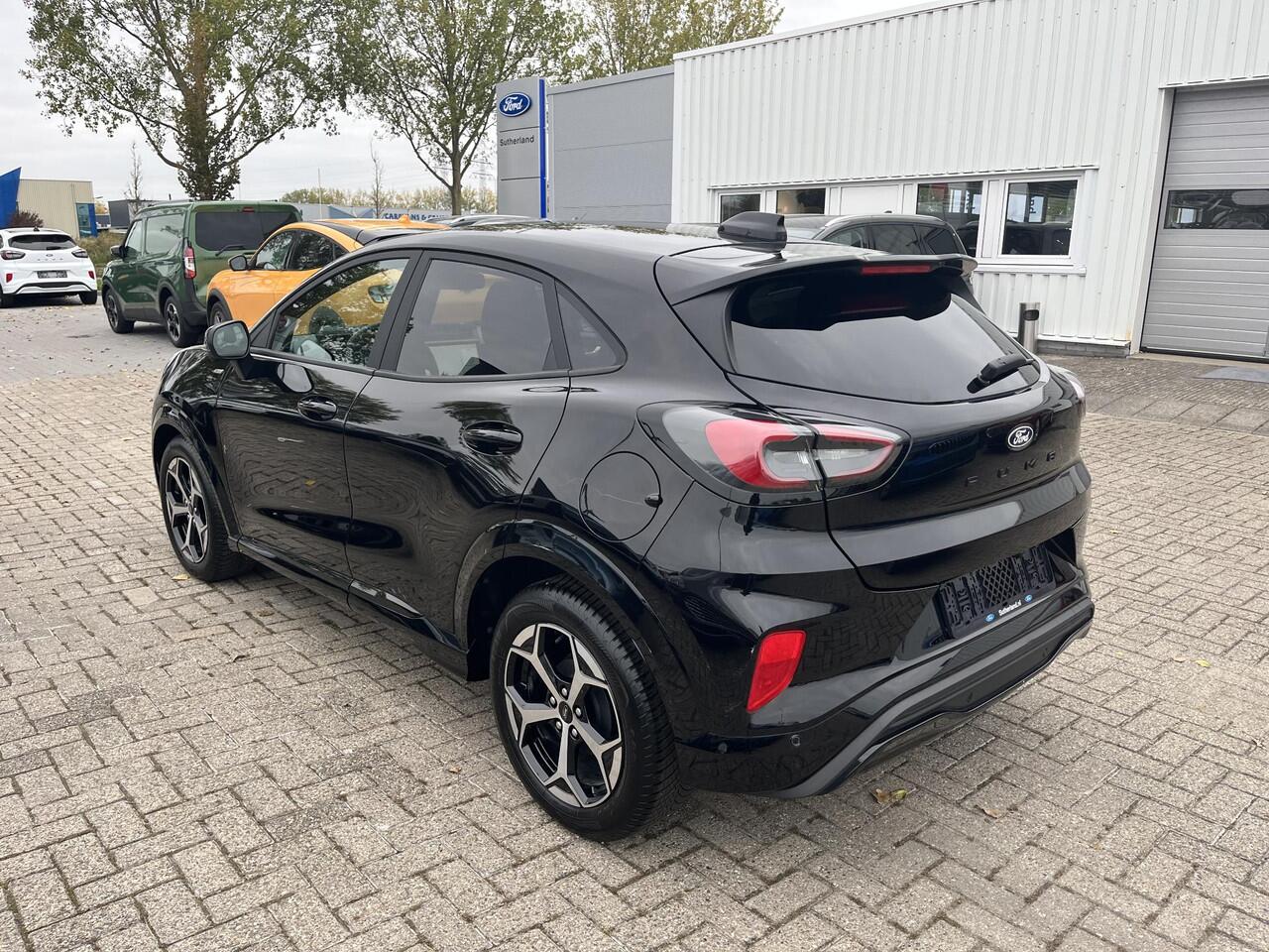Ford PUMA 1.0 EcoBoost Hybrid ST-Line X 125pk | NIEUWE MODEL! |Driver Assistance Pack | Matrix Led Koplampen | Winterpack | All Weather banden | Panorama dak