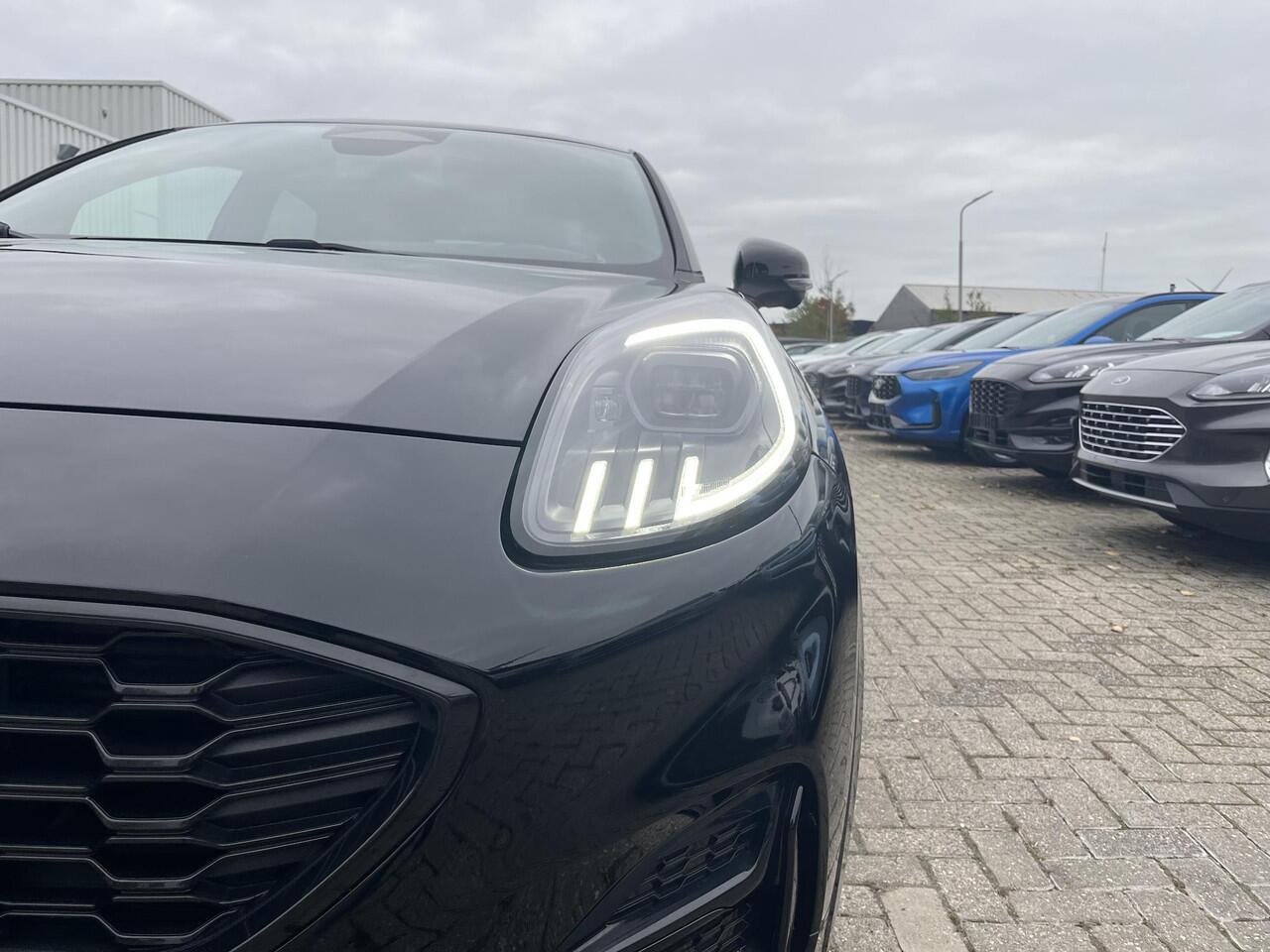 Ford PUMA 1.0 EcoBoost Hybrid ST-Line X 125pk | NIEUWE MODEL! |Driver Assistance Pack | Matrix Led Koplampen | Winterpack | All Weather banden | Panorama dak