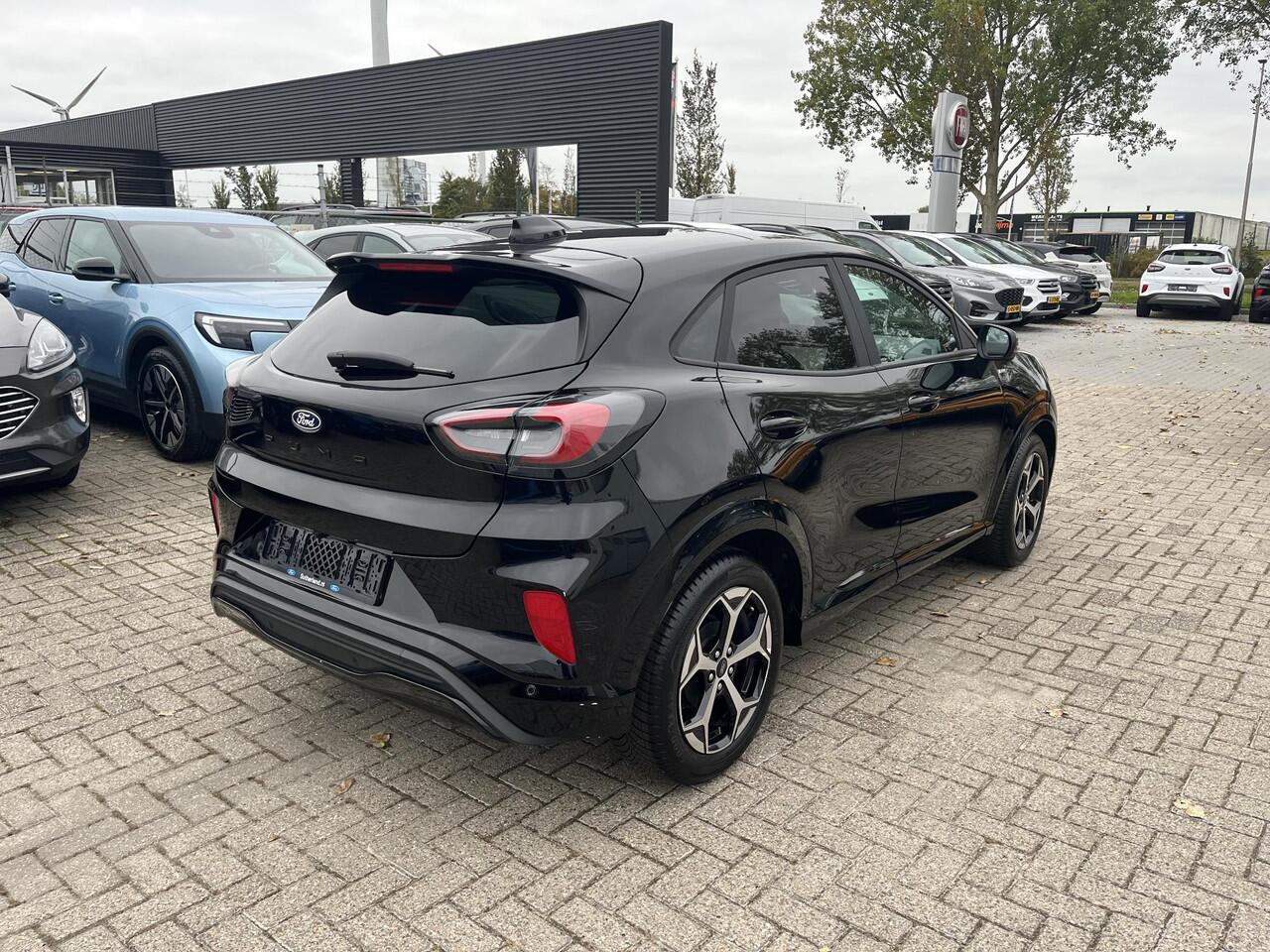 Ford PUMA 1.0 EcoBoost Hybrid ST-Line X 125pk | NIEUWE MODEL! |Driver Assistance Pack | Matrix Led Koplampen | Winterpack | All Weather banden | Panorama dak