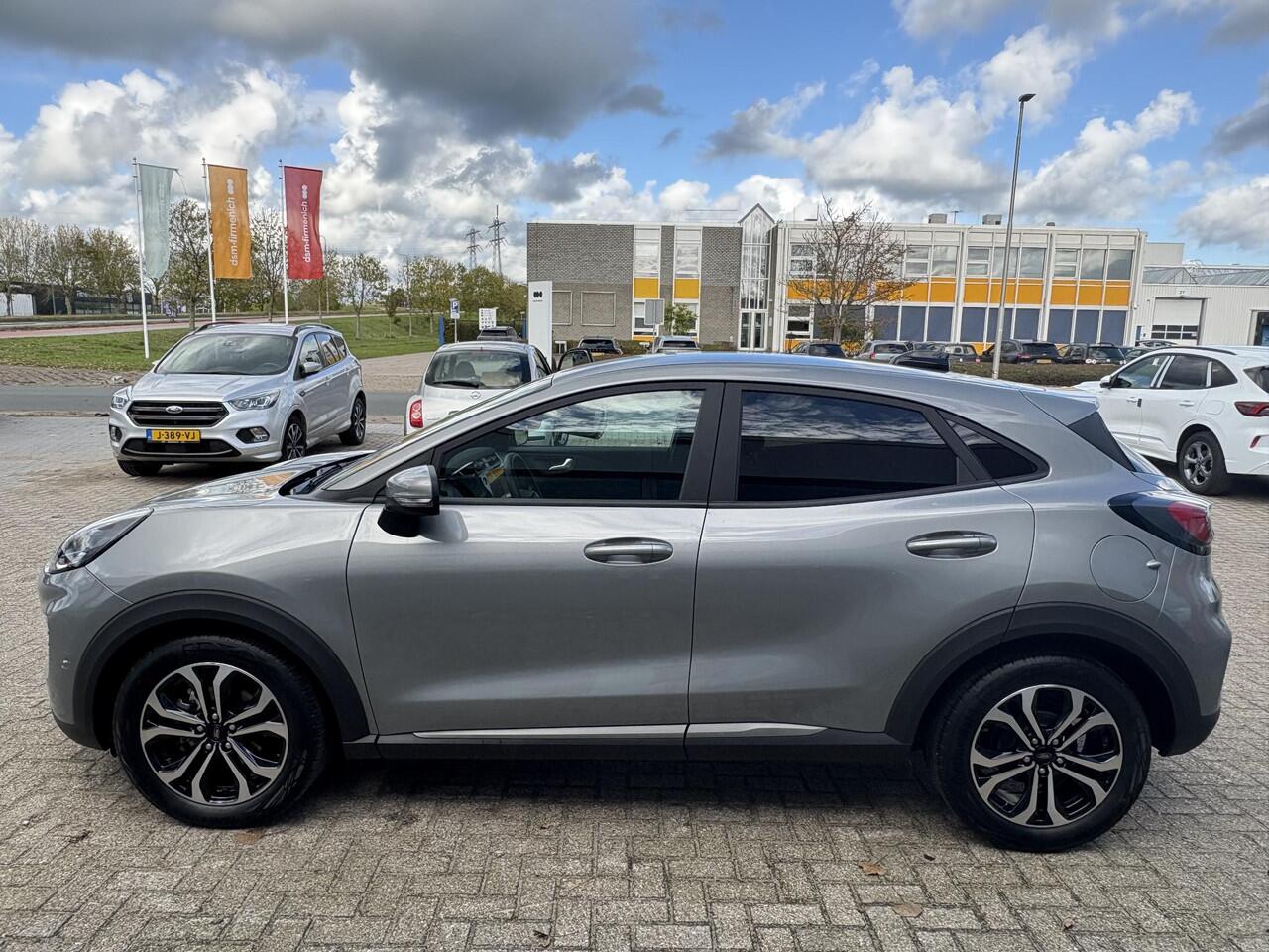 Ford PUMA 1.0 EcoBoost Hybrid Titanium 125pk | NIEUWE MODEL! | Winterpack | Keyless Pack | Elek Achterklep | Sync 4 Navigatie