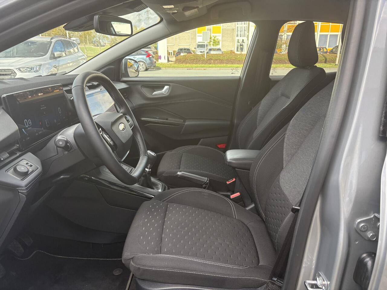 Ford PUMA 1.0 EcoBoost Hybrid Titanium 125pk | NIEUWE MODEL! | Winterpack | Keyless Pack | Elek Achterklep | Sync 4 Navigatie